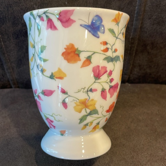 Beautiful Like New Gracie Bone China Sweet Pea Vine Coffee Cup Tea Cup, 10 Oz - Picture 5 of 8